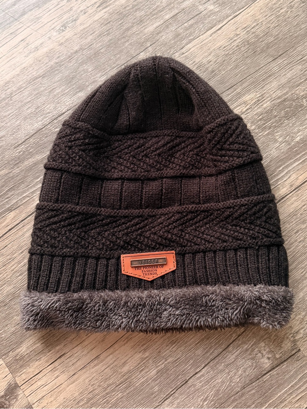 Men’s Dark Gray Knit Beanie with Faux Fur Trim